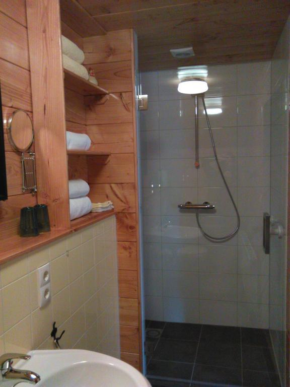 B&B De Luttikhoeve Giethmen Екстер'єр фото